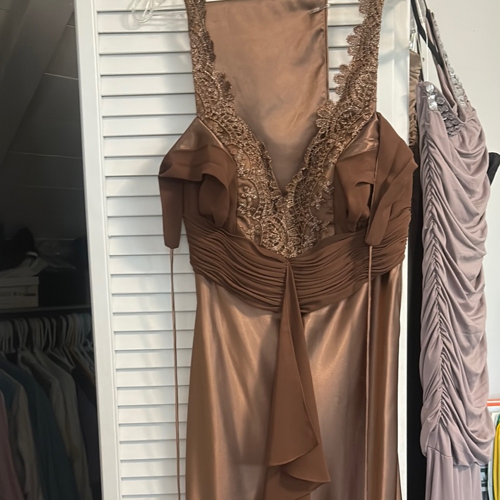 Elegant Brown Lace Evening Dress